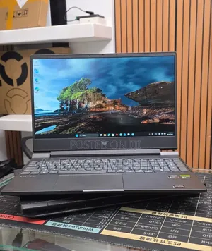 New Laptop HP Victus 16 16GB AMD Ryzen 7 SSD 512GB