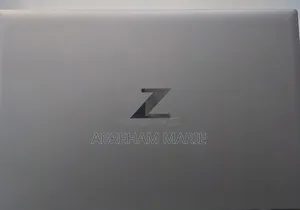 New Laptop HP ZBook Firefly G8 16GB Intel Core i7 SSD 512GB