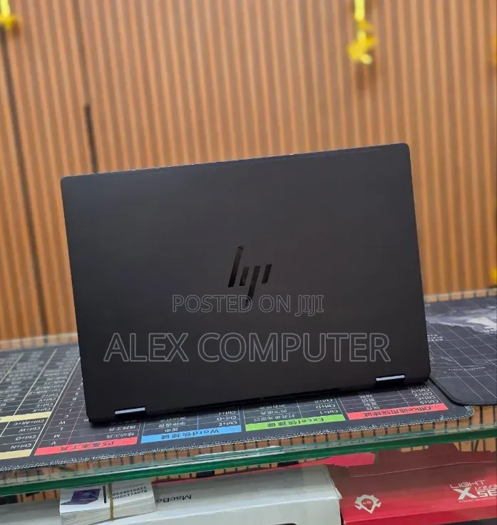 New Laptop HP OmniBook Ultra Flip 16" 32GB Intel Core Ultra 7 SSD 2T