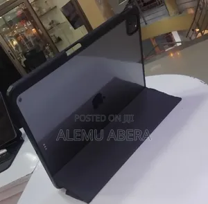 New Apple iPad Pro 12.9 (2022) 1 TB