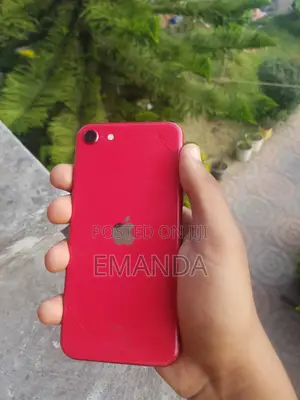 Apple iPhone SE 64 GB Red
