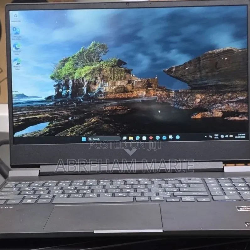 New Laptop HP Victus 15 16GB AMD Ryzen 7 SSD 512GB