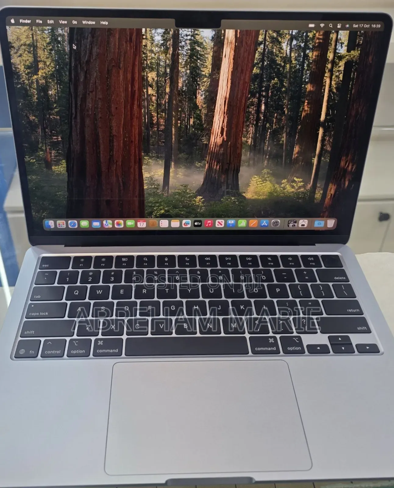 New Laptop Apple MacBook Air 2025 M4 16GB Apple M4 SSD 512GB