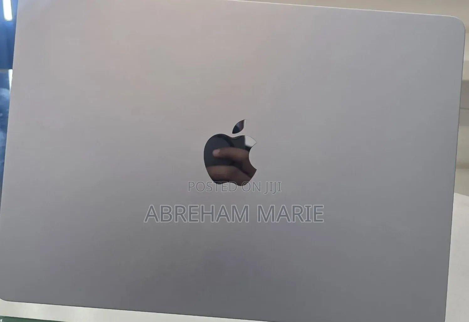 New Laptop Apple MacBook Air 2025 M4 16GB Apple M4 SSD 512GB