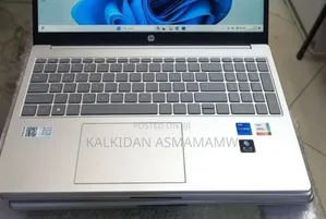 New Laptop HP Stream Notebook 16GB Intel Core i7 SSD 1T