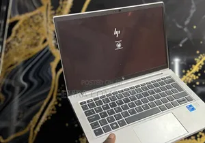 New Laptop HP EliteBook 830 G8 16GB Intel Core i5 SSD 512GB