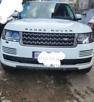 Land Rover Range Rover 3.0L V6 Turbocharged Diesel HSE Td6 2019 White