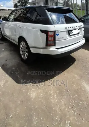 Land Rover Range Rover 3.0L V6 Turbocharged Diesel HSE Td6 2019 White