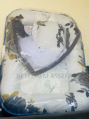 Infant Baby,bad With Mosquito Cover