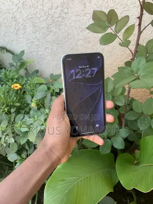 Apple iPhone 11 64 GB Black