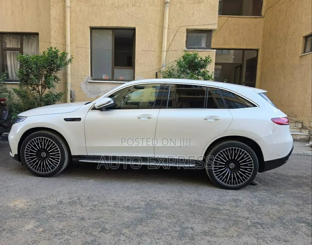 Mercedes-Benz EQE 2024 White