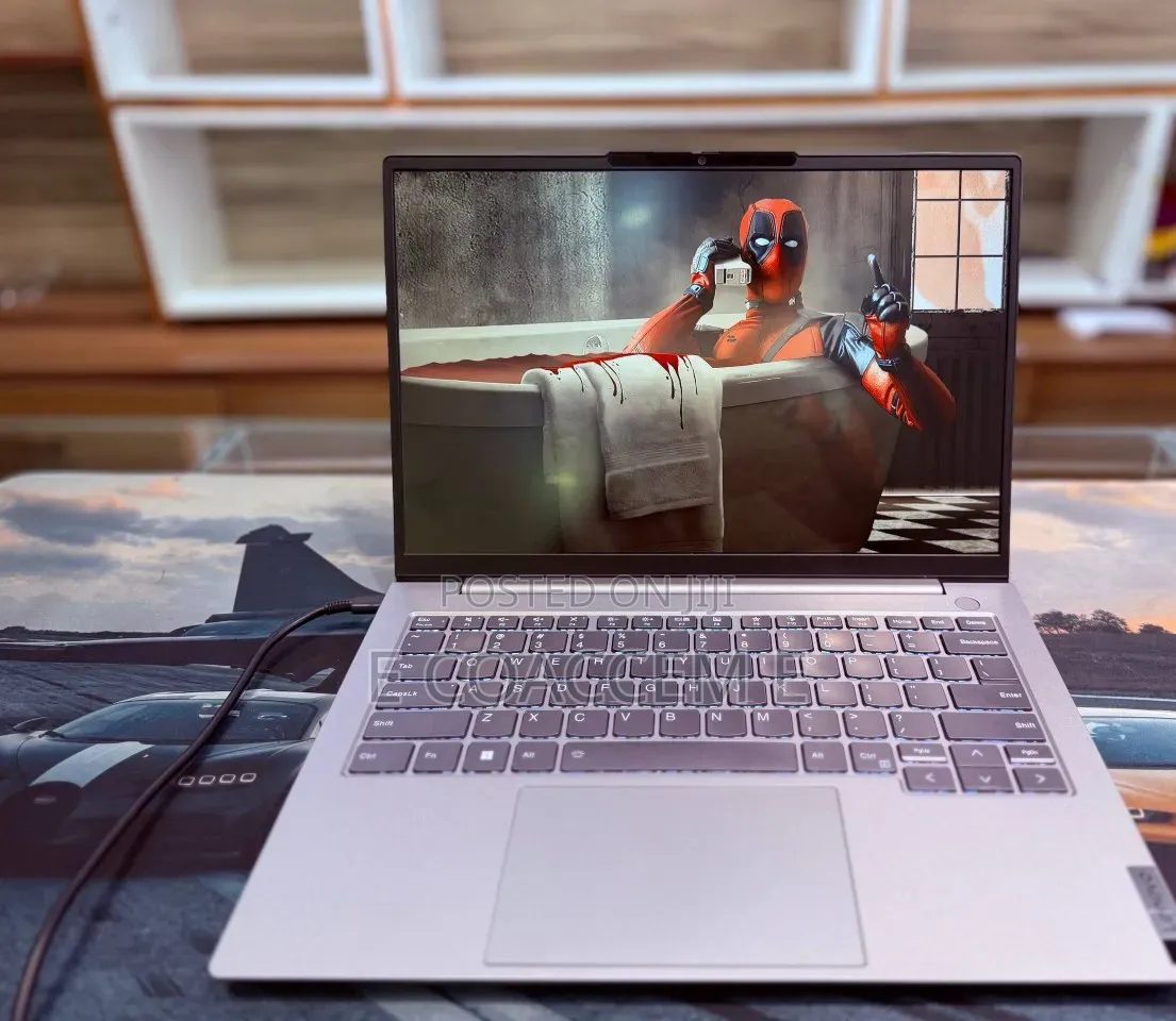 New Laptop Lenovo ThinkBook 14 G8 IAL 16GB Intel Core i5 SSD 512GB