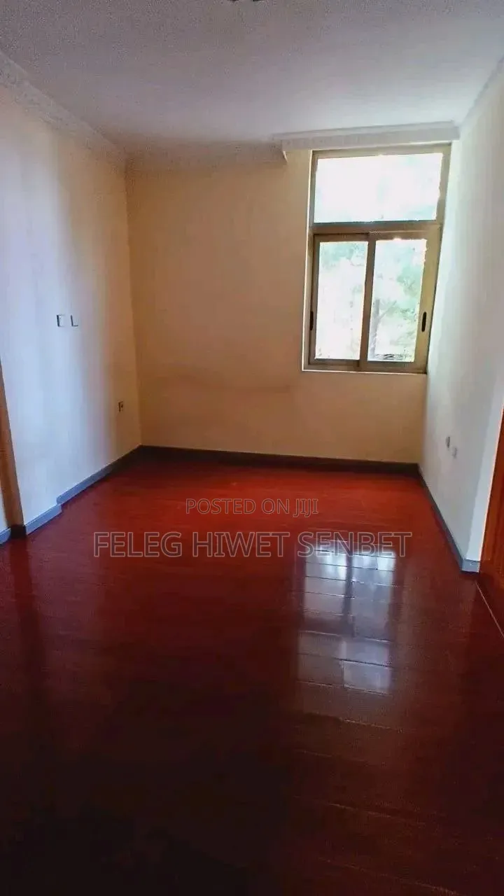 Furnished 6bdrm Villa in አአ, Bole for sale