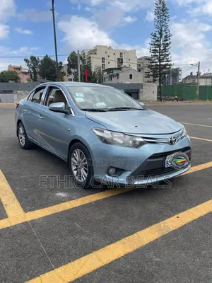 Toyota Yaris 2015 Blue