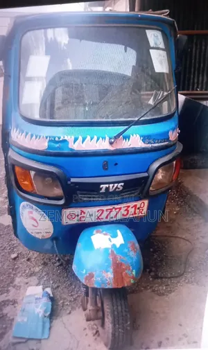 TVS HLX 125 2015 Blue