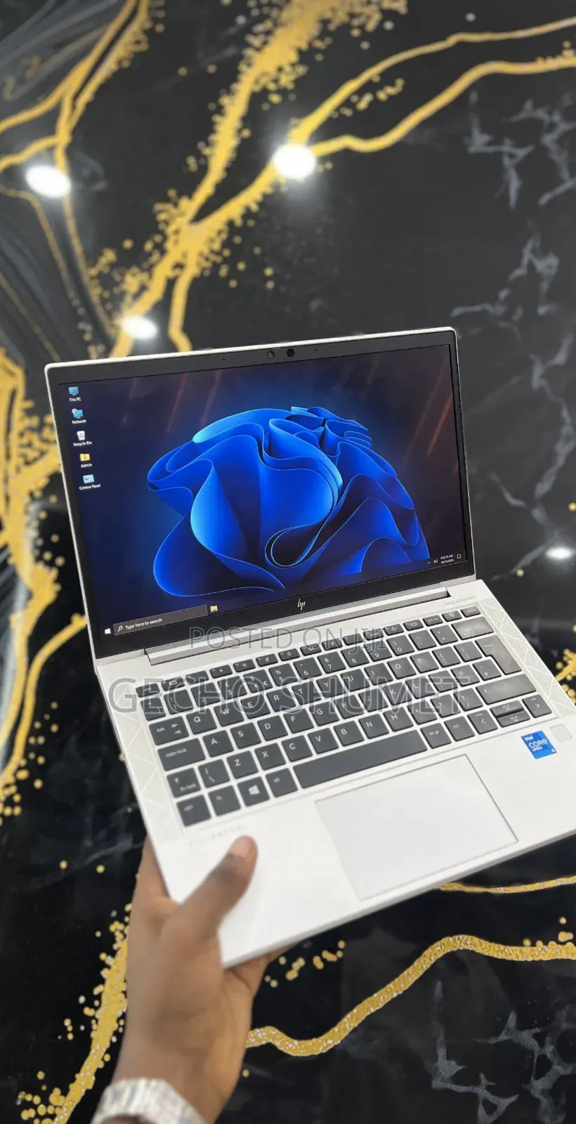 New Laptop HP EliteBook 830 G8 16GB Intel Core i5 SSD 512GB