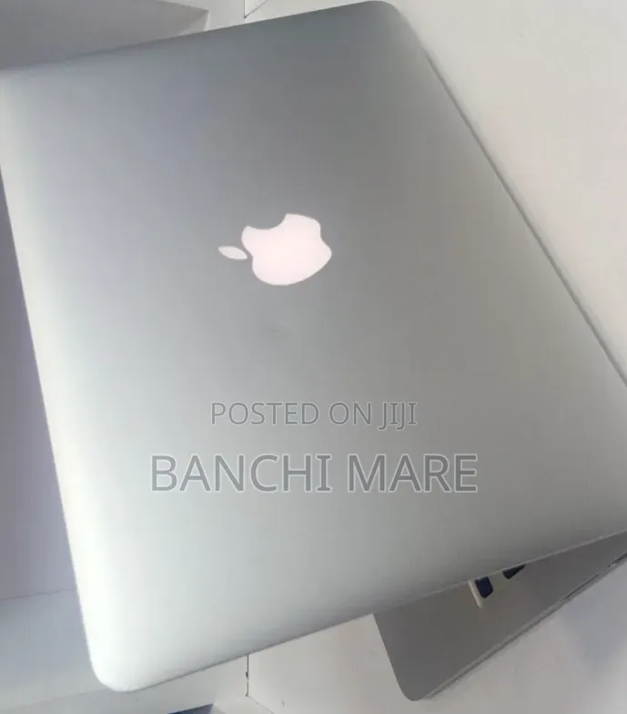 New Laptop Apple MacBook Pro 2013 8GB Intel Core i5 SSD 256GB