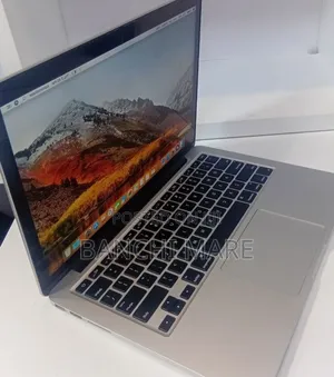New Laptop Apple MacBook Pro 2013 8GB Intel Core i5 SSD 256GB