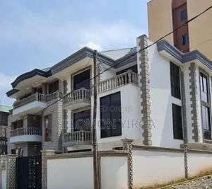 9bdrm House in Adis Ababa, Bole for sale