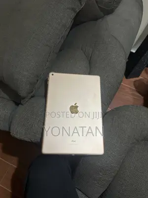 New Apple iPad 10.2 (2020) Wi-Fi 32 GB