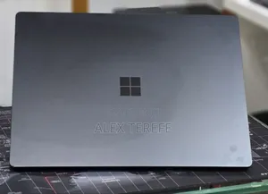 New Laptop Microsoft Surface Laptop 3 32GB Intel Core i7 SSD 1T
