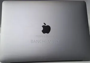 New Laptop Apple MacBook Pro 2021 M1 8GB Apple M1 SSD 256GB