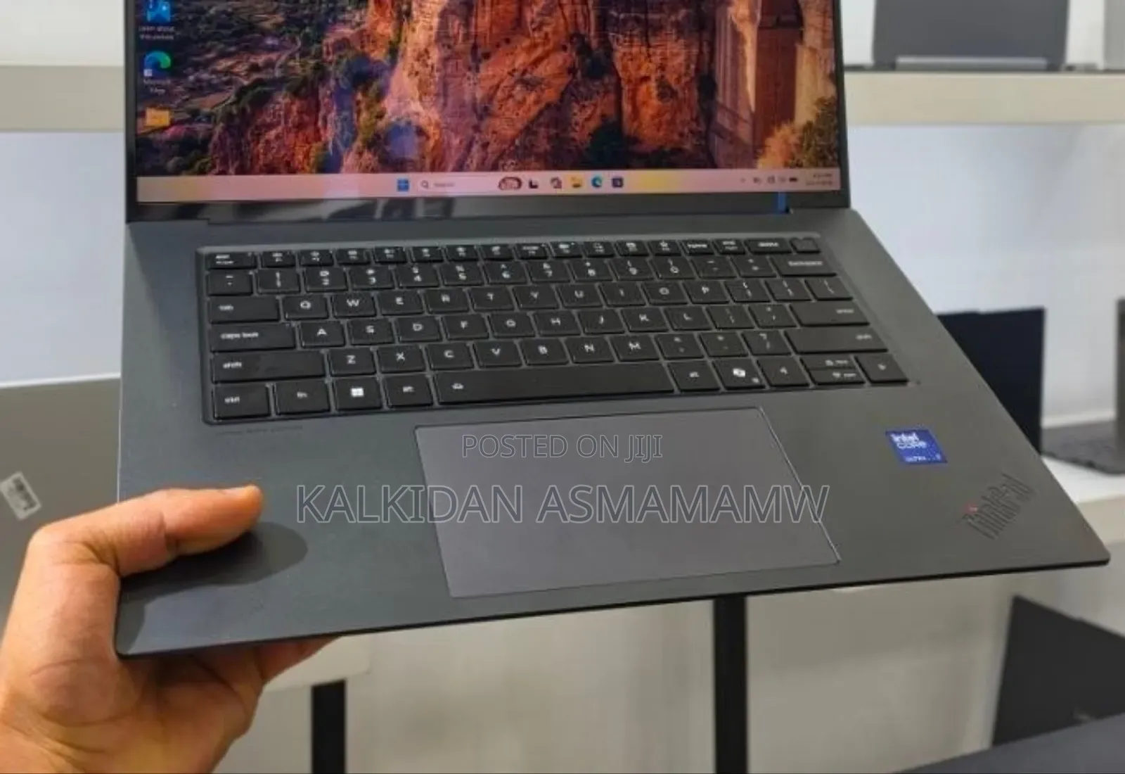 New Laptop Lenovo ThinkPad Yoga 32GB Intel Core Ultra 7 SSD 1T