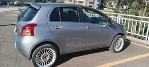 Toyota Yaris 1.0 2006 Gray
