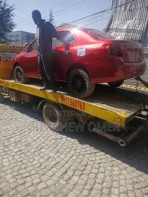 Toyota Yaris 2008 Red