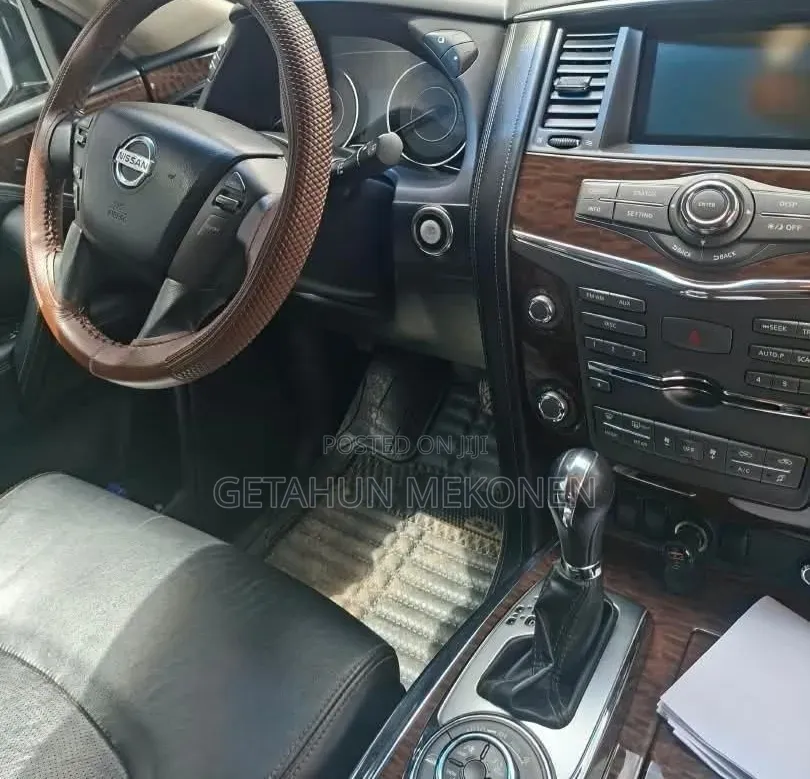 Nissan Patrol 2014 Gold