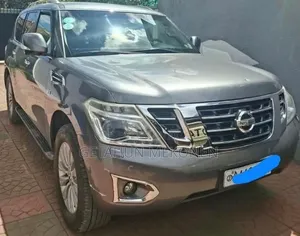 Nissan Patrol 2014 Gold