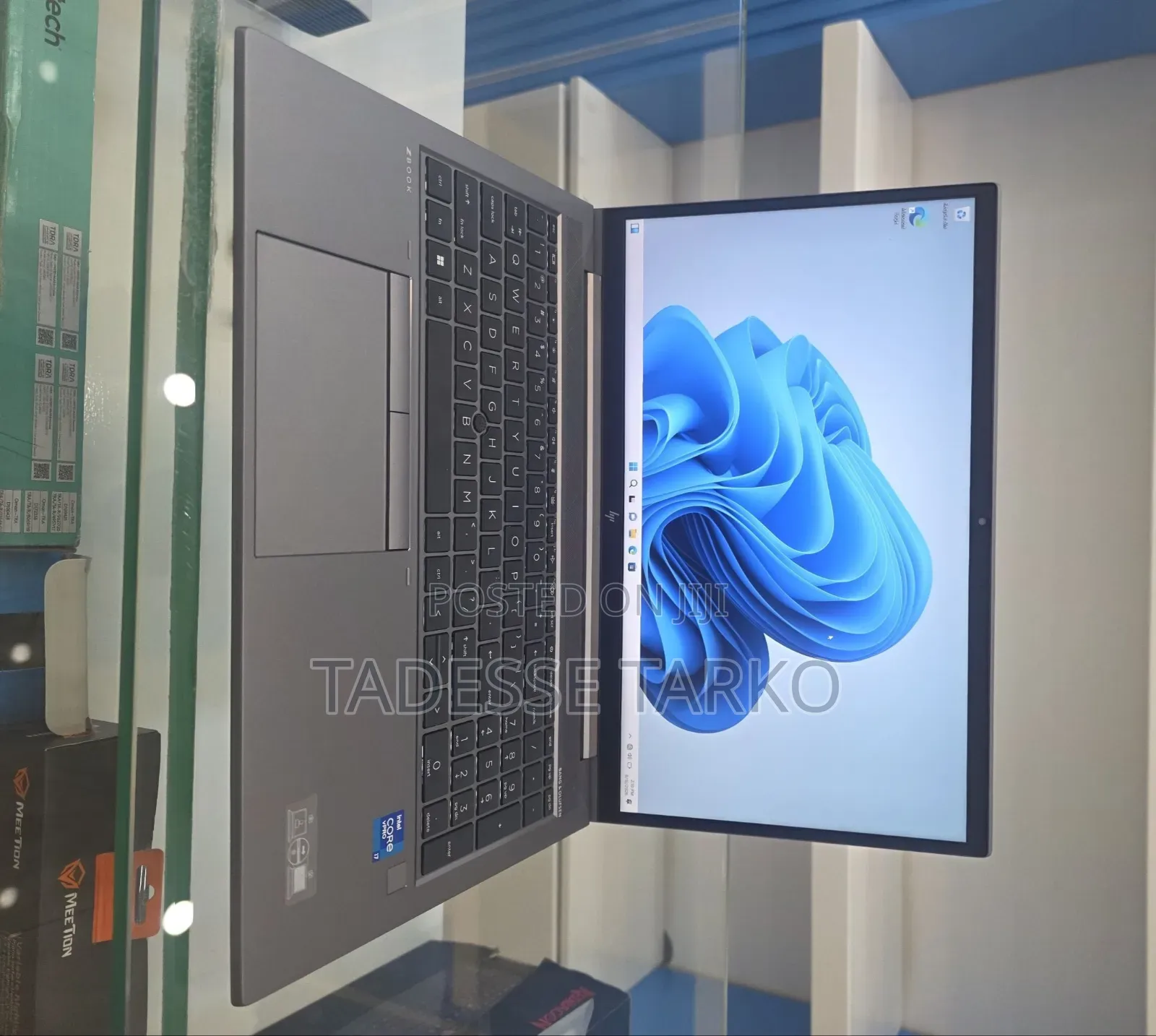 New Laptop HP 16GB Intel Core i7 SSD 512GB