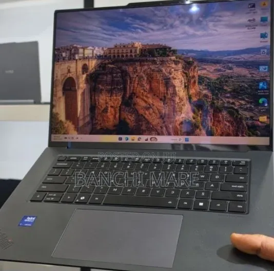 New Laptop Lenovo ThinkPad 240X 32GB Intel Core Ultra 7 SSD 1T