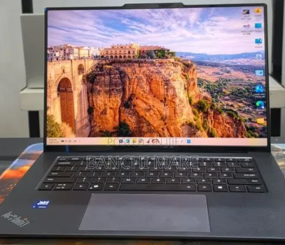 New Laptop Lenovo ThinkPad 240X 32GB Intel Core Ultra 7 SSD 1T