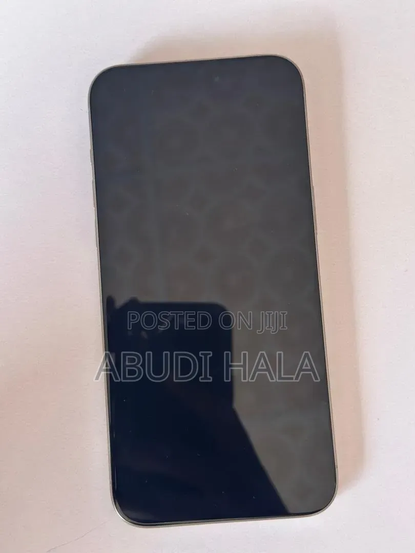 New Apple iPhone 15 Pro Max 256 GB Silver