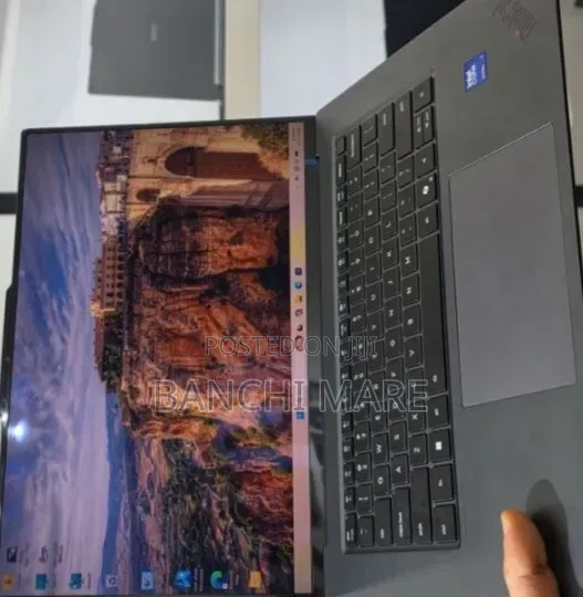 New Laptop Lenovo ThinkPad 240X 32GB Intel Core Ultra 7 SSD 1T