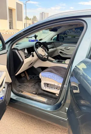 BYD Tang DM-i 2025