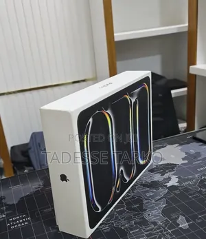 New Apple iPad (2025) 512 GB