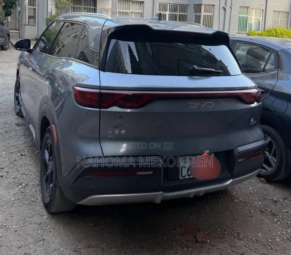 BYD Yuan Up 2024 Gray