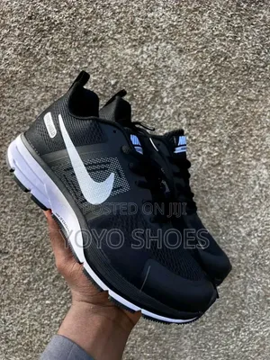 Nike Shield Air Zoom / Pegasus Shield Black/White Running Sneaker