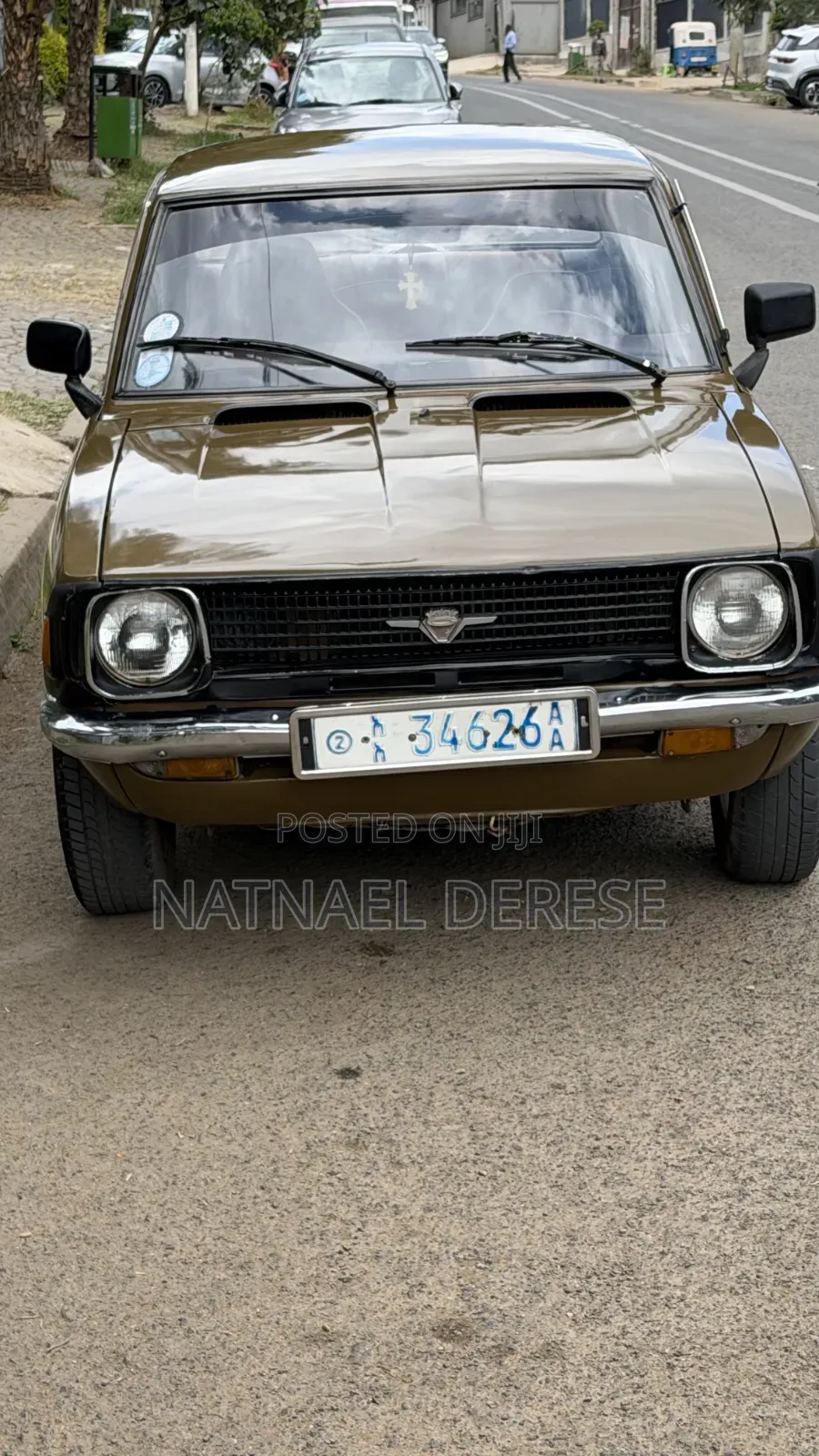 Toyota Corolla KE 20 1975 Gold