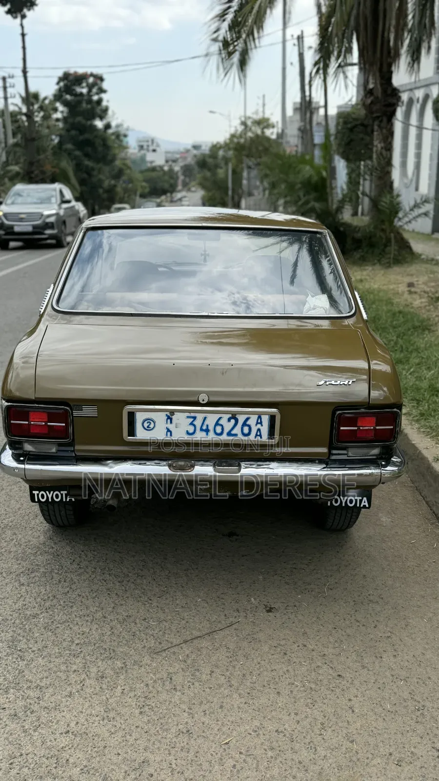 Toyota Corolla KE 20 1975 Gold
