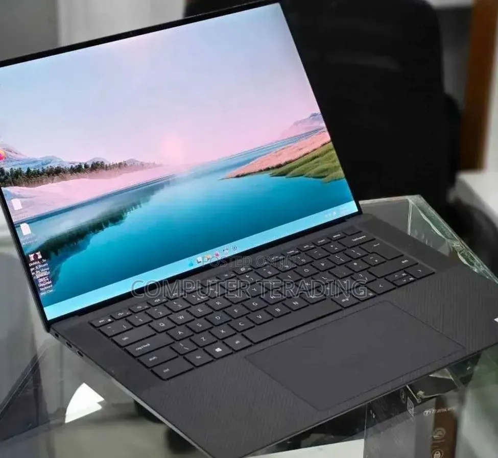 New Laptop Dell XPS 15 16GB Intel Core i7 SSD 512GB
