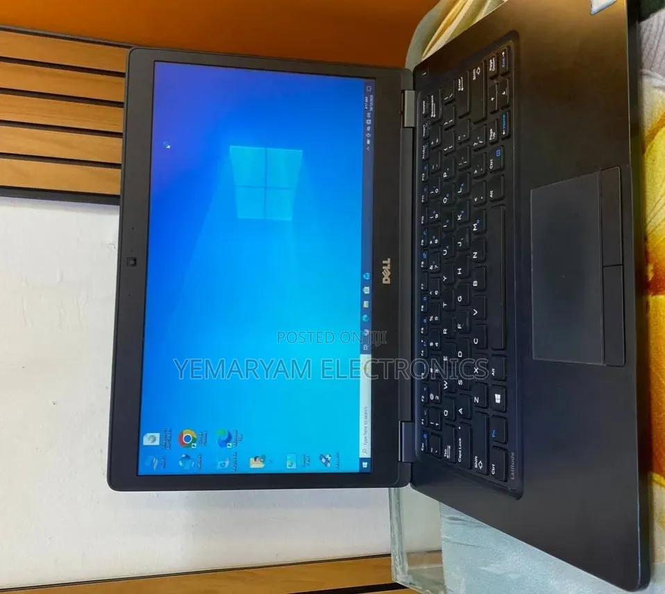 New Laptop Dell Latitude 14 5480 8GB Intel Core i5 HDD 500GB