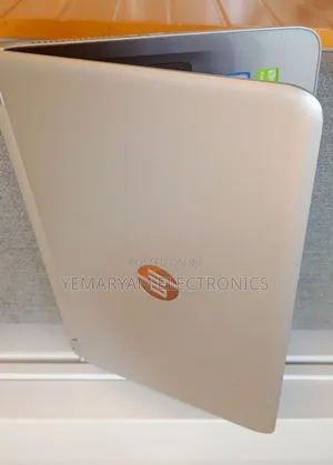 New Laptop HP Pavilion 15 8GB Intel Core i5 SSD 1T