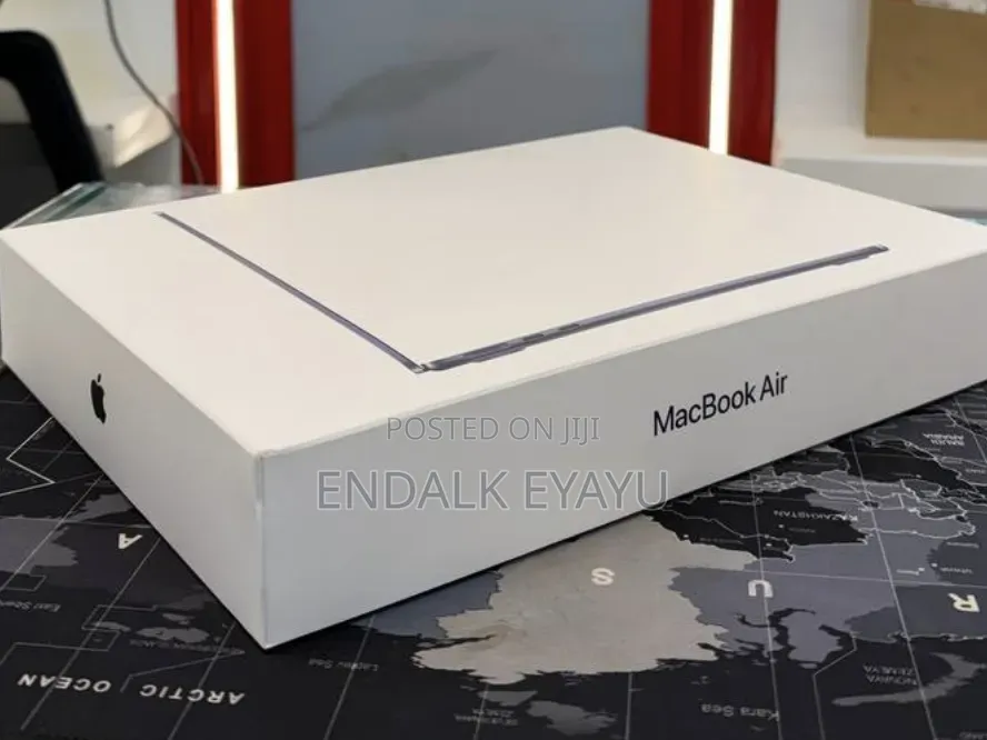 New Laptop Apple MacBook Air 2026 M5 16GB Apple M5 SSD 512GB