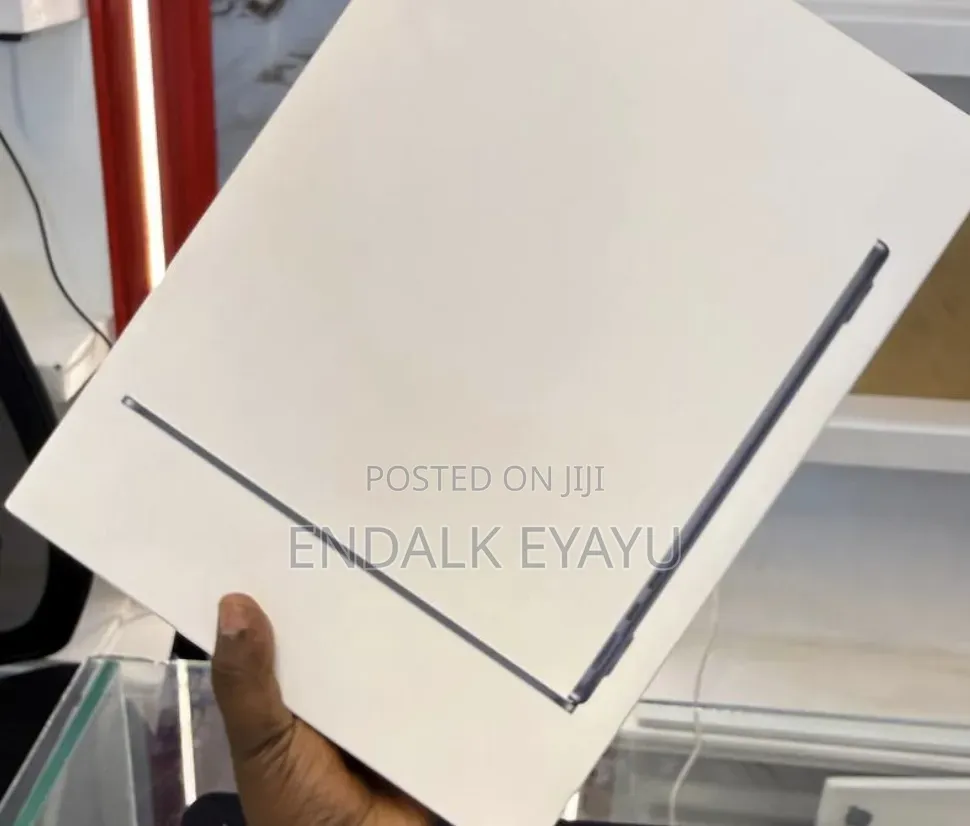 New Laptop Apple MacBook Air 2026 M5 16GB Apple M5 SSD 512GB