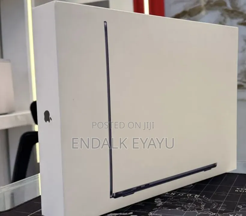 New Laptop Apple MacBook Air 2026 M5 16GB Apple M5 SSD 512GB