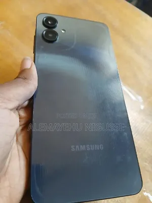 Samsung Galaxy A06 128 GB