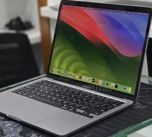 New Laptop Apple MacBook Pro 2020 M1 16GB Apple M1 Pro SSD 512GB